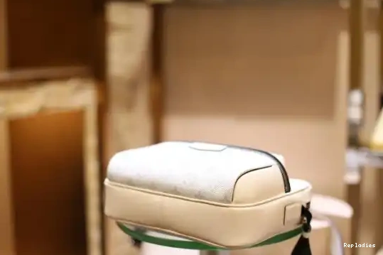 Cheap Vuitton Louis Messenger 0610